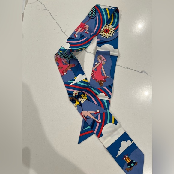 NWT Hermes le Carres Volantes silk twilly ribbon scarf Blue White Yellow - Picture 4 of 6